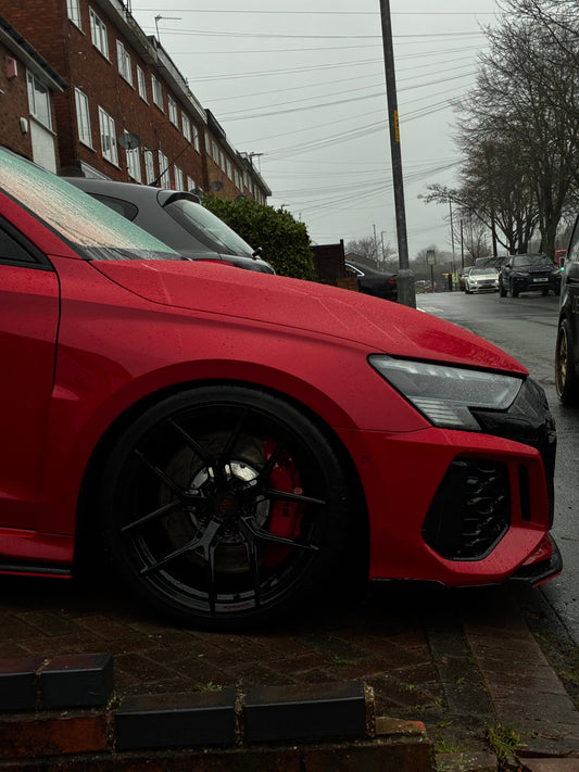 5 Reasons Professional Car Detailing Protects Your Vehicle and Your Investment
